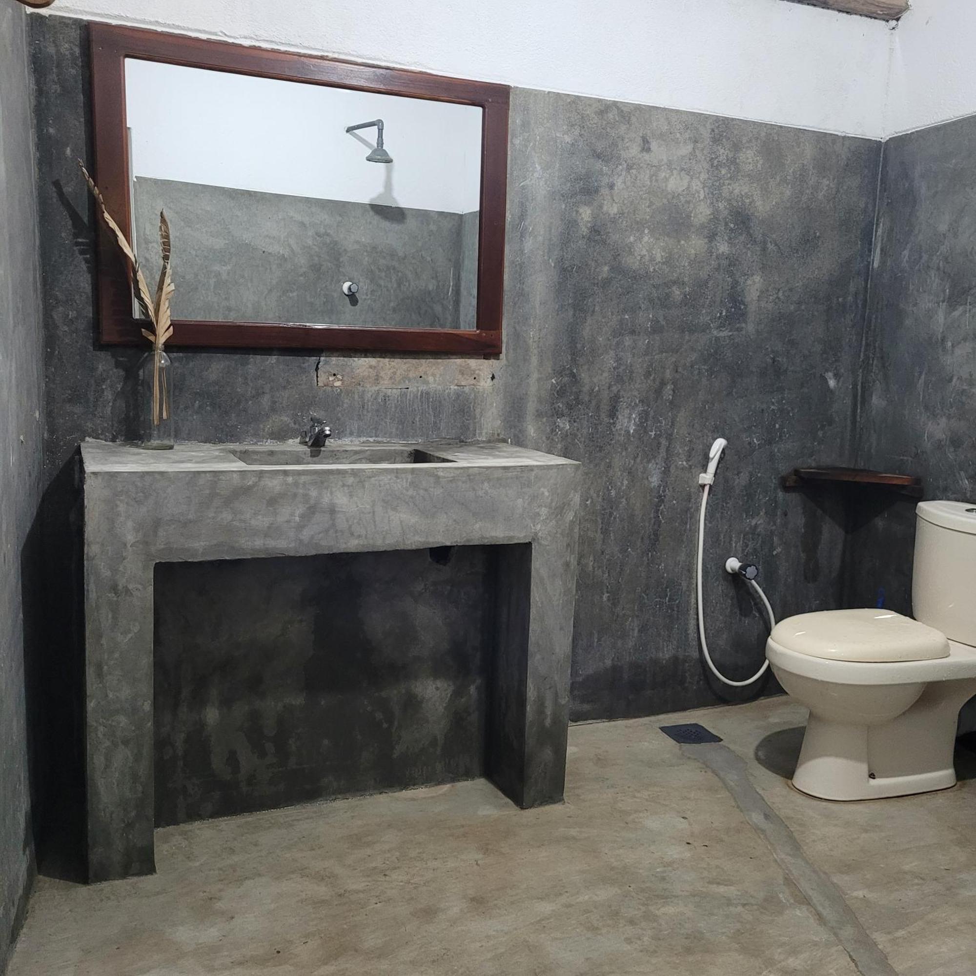 Agra Arugambay Vandrerhjem Arugam Kudah Rom bilde